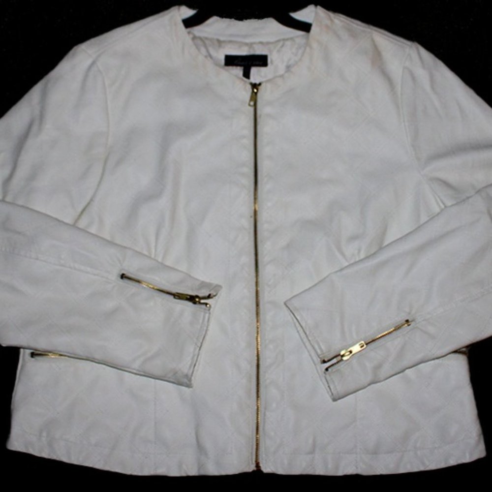 BACCINI Women's Ivory Faux Leather Jacket